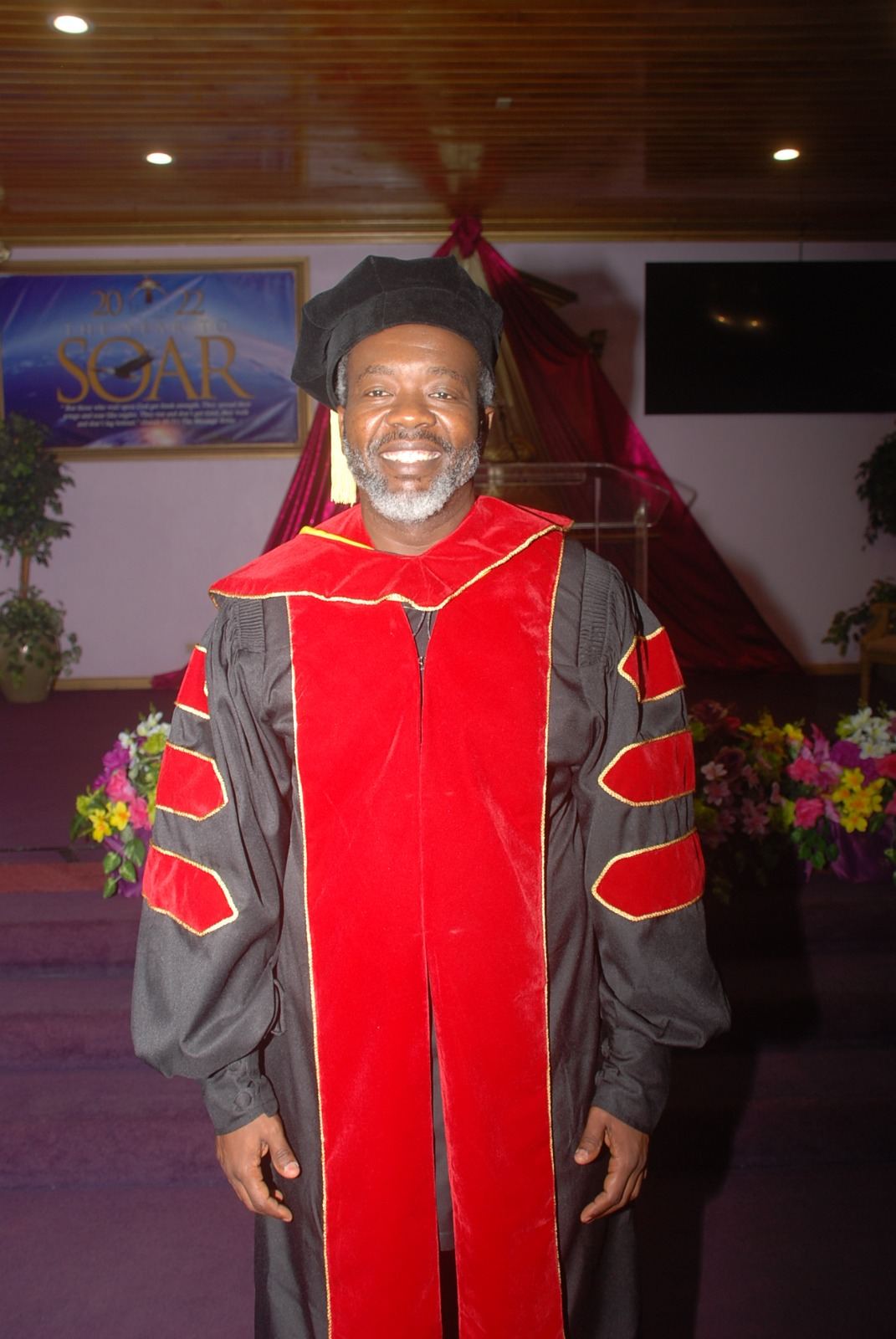 የ Michael University ምረቃ — የማዕከለ ስዕላት ፎቶ 9
